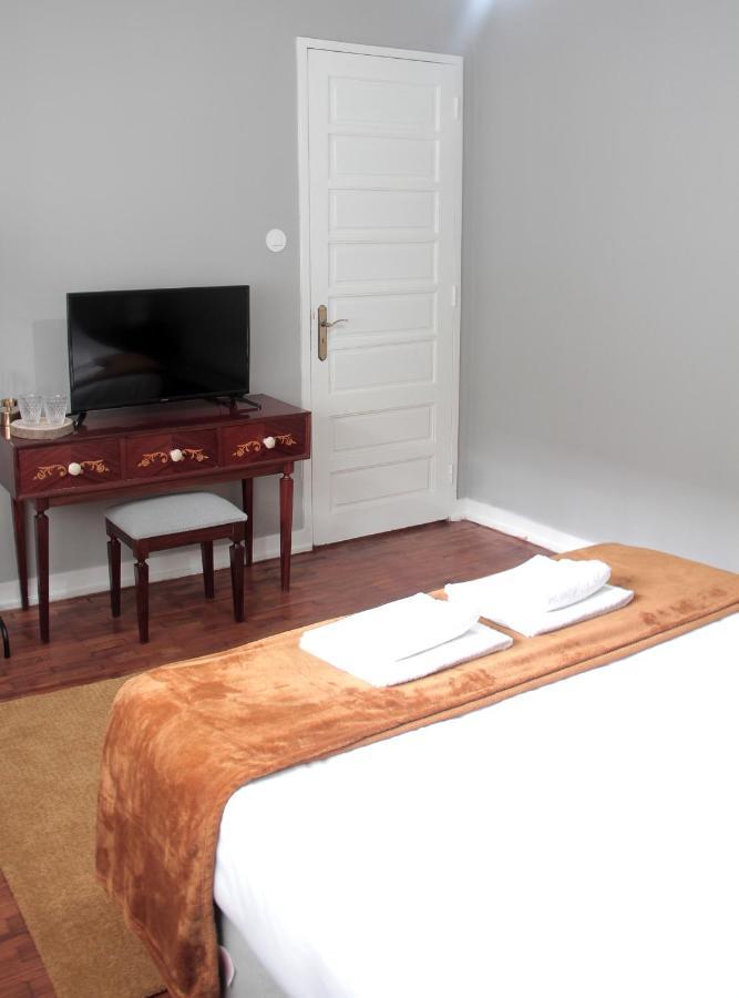 Genius Loci Guesthouse Матосиньос Екстериор снимка
